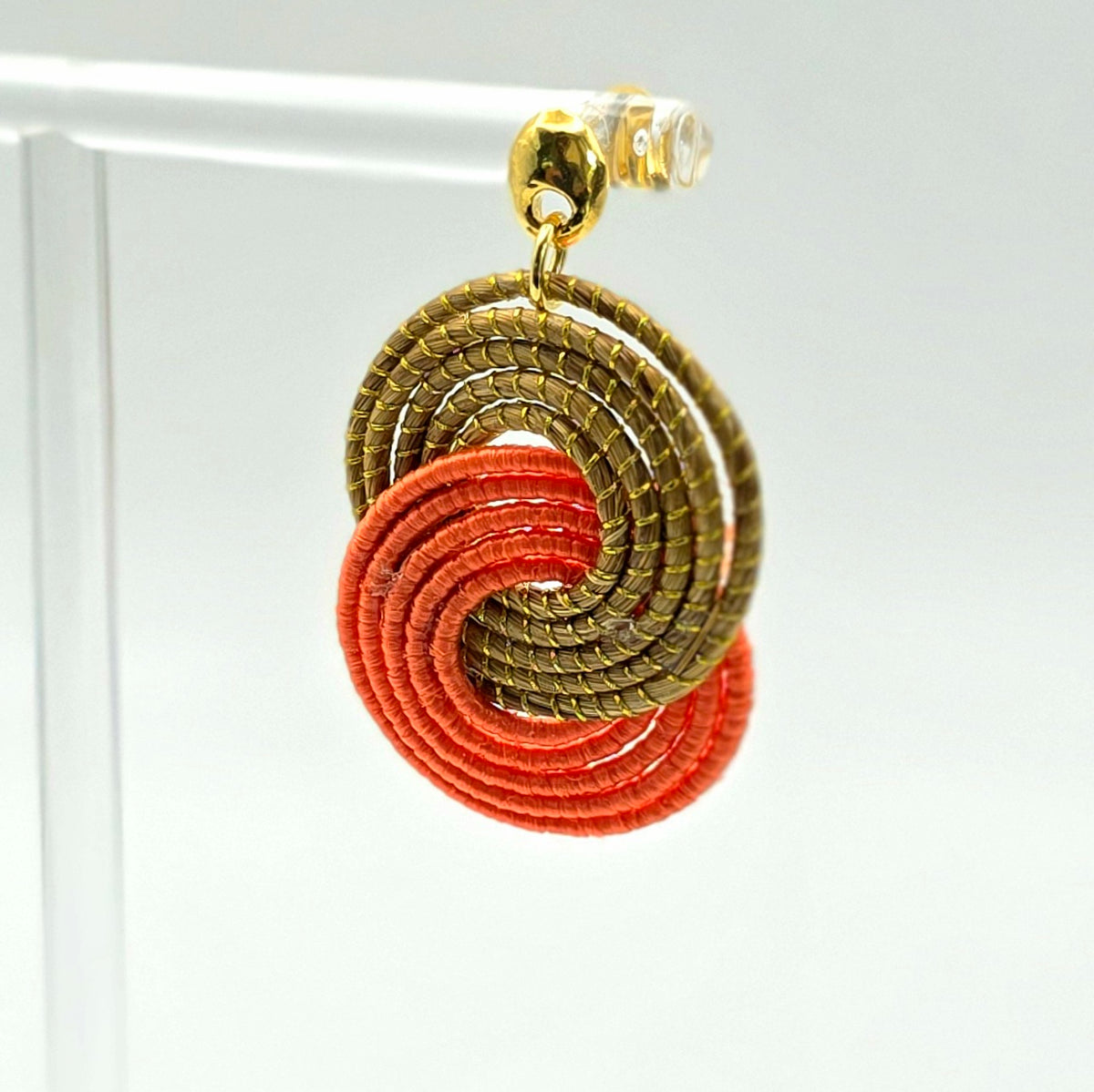Ohrringe "Gold Gras" gold/coral"