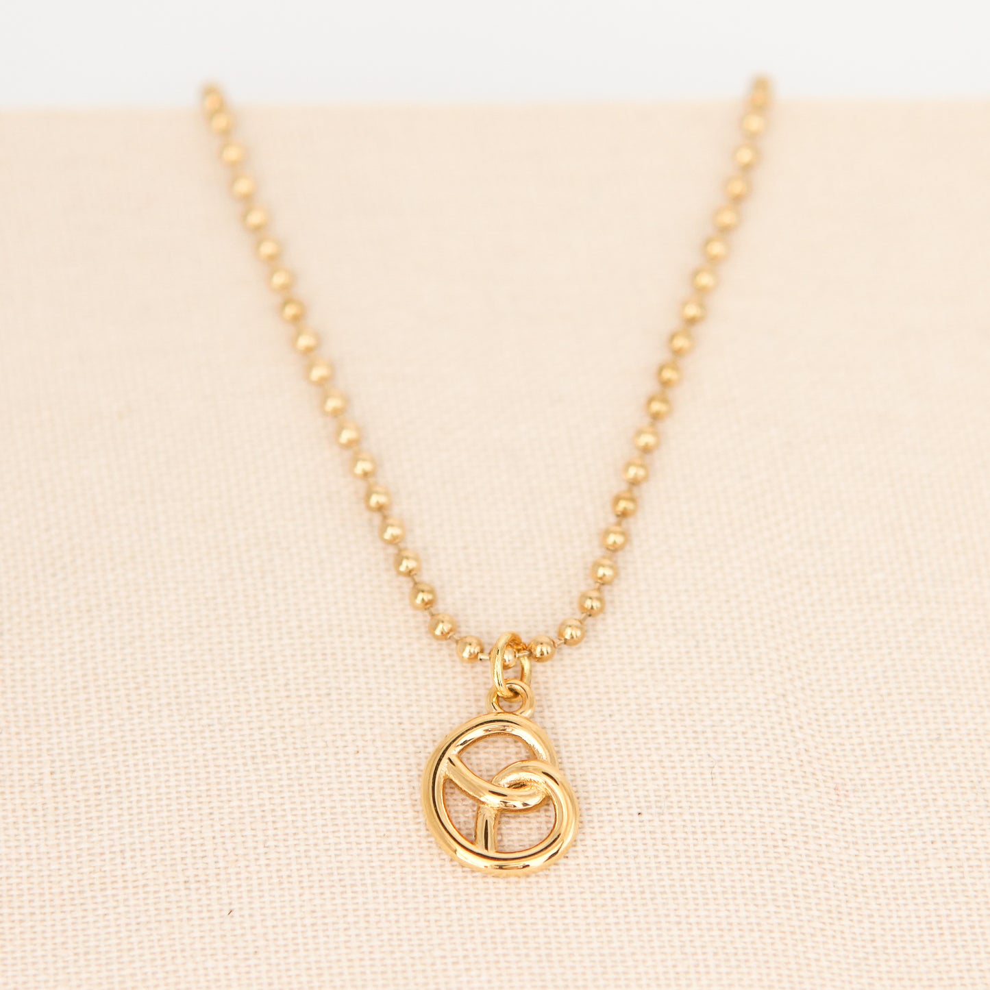 Halskette "Brezelalarm"